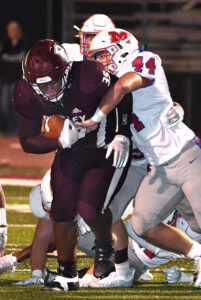 Woodrow Wilson shuts down Morgantown's 2-point conversion in OT to earn 28-27 win